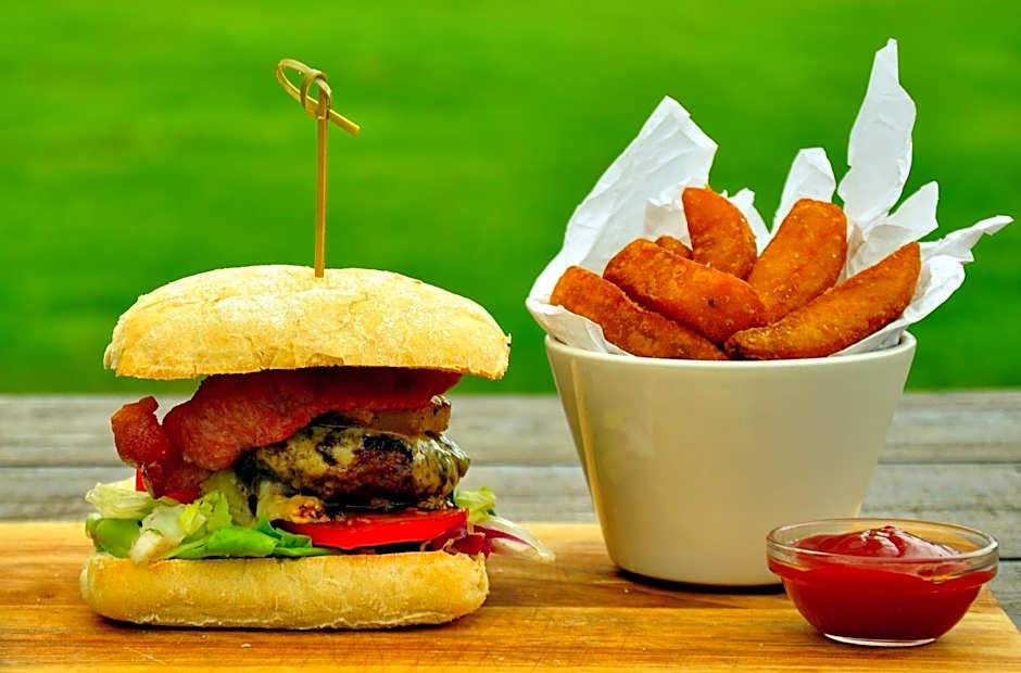 Sportsmans Valley Hotel