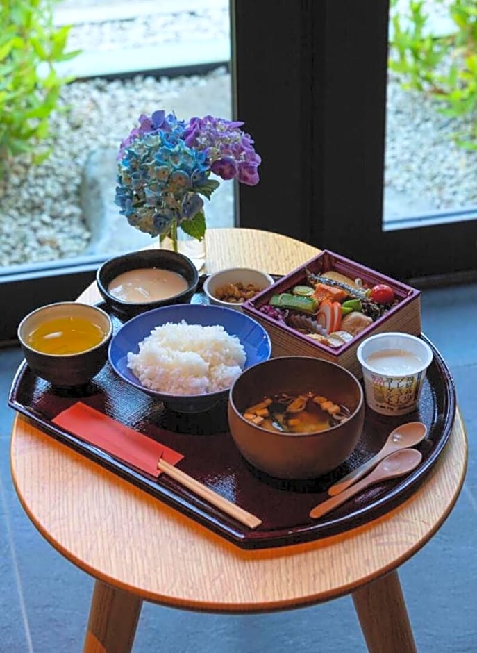 HOTEL WOOD TAKAYAMA