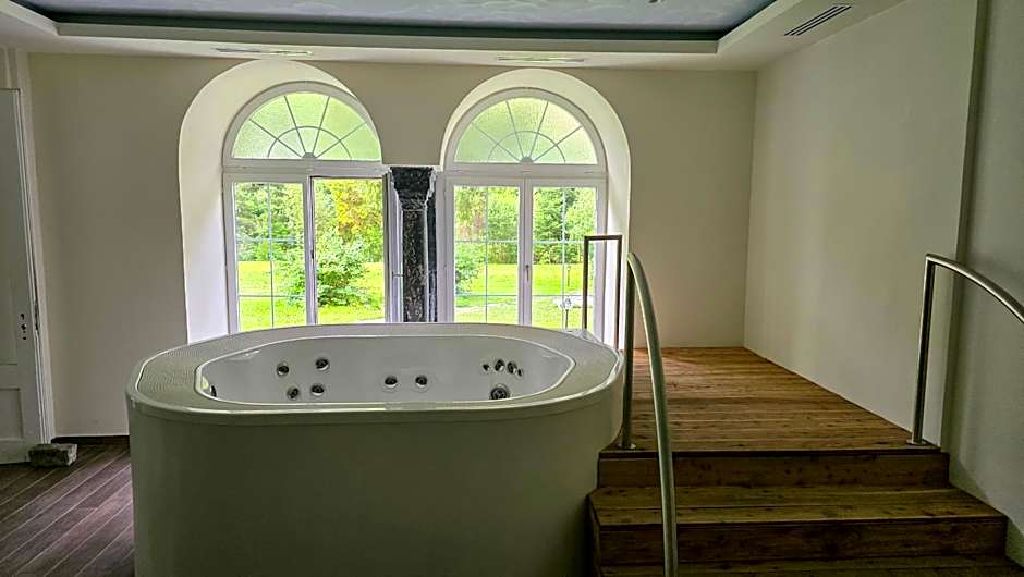 Scuol Palace - Culture, Nature & Health