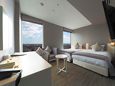 Superior Twin Room - High Floor - Non-Smoking