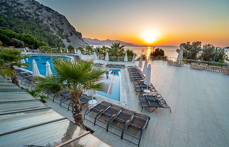 Turunc Premium Hotel