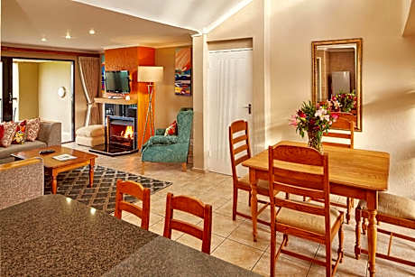 One-Bedroom Chalet (2 Adults)