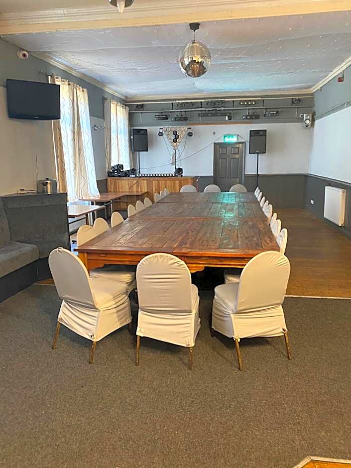 The Old Post Office Public House & Hotel