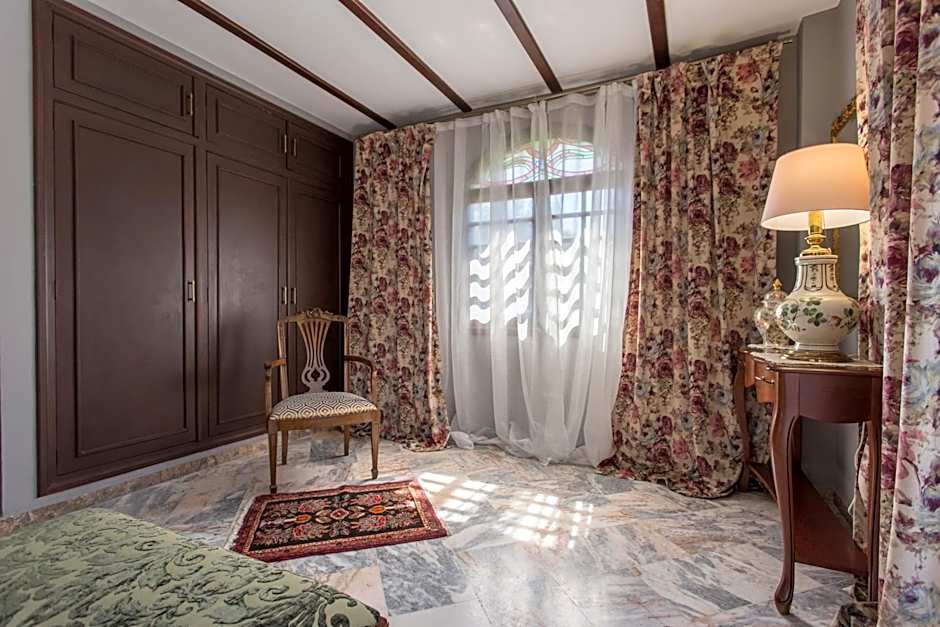 Apartamentos Gaudi Style