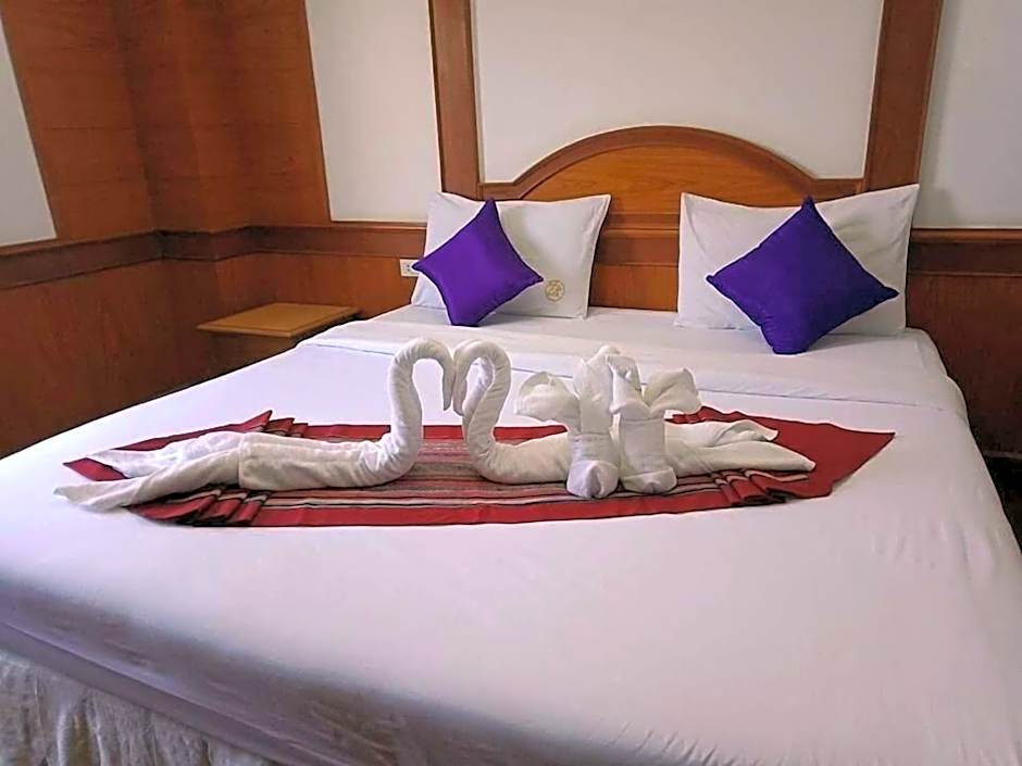 Zaza Hotel Bangpoo