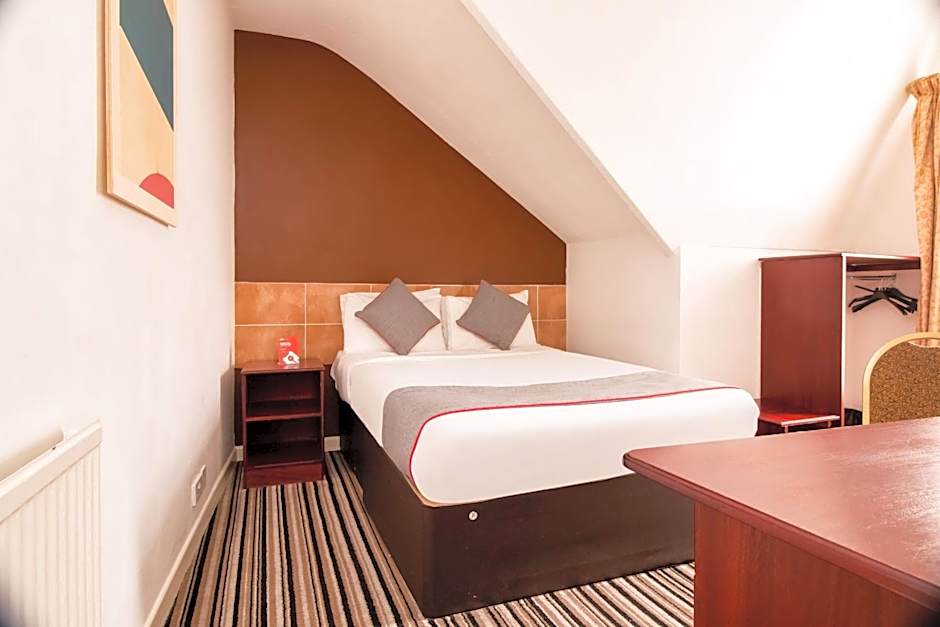 Cardiff Riverside Hotel by Belvilla