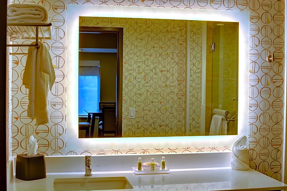 Holiday Inn - Salem by IHG