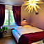 The Henry Self Check-In Guesthouse