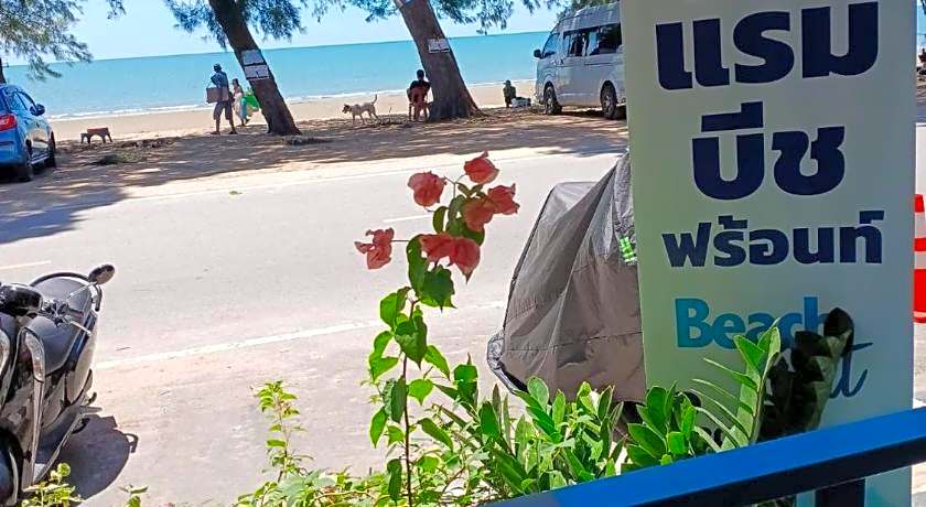 Beachfront Hotel Cha Am