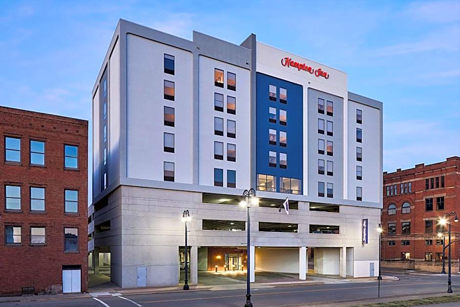 Hampton Inn By Hilton Massillon