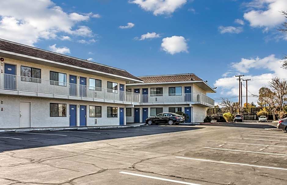 Motel 6-Mojave, CA
