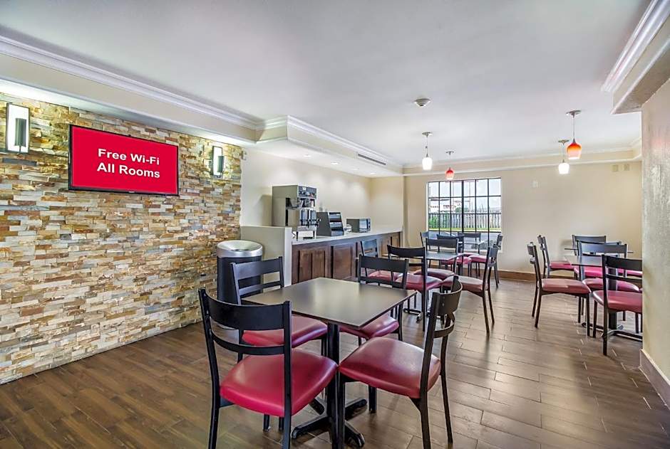 Red Roof Inn Houston East - I-10