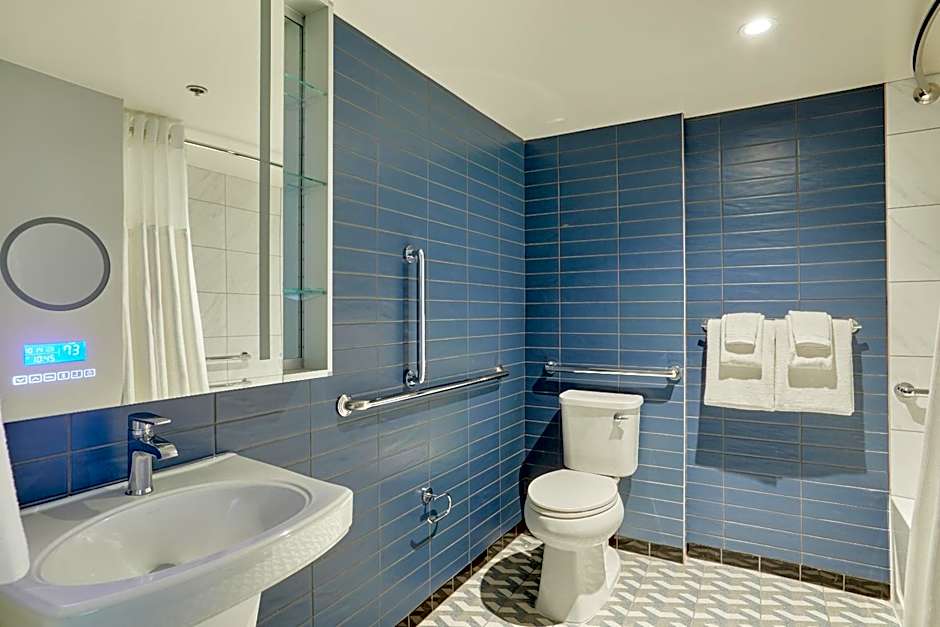 The Quincy, Ascend Hotel Collection