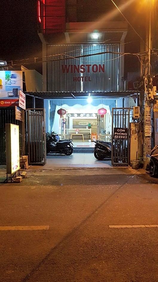 WINSTON HOTEL