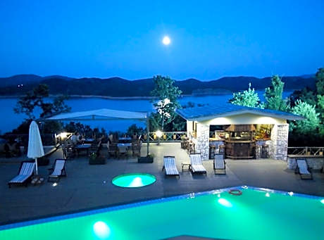 Naiades Hotel Resort & Conference