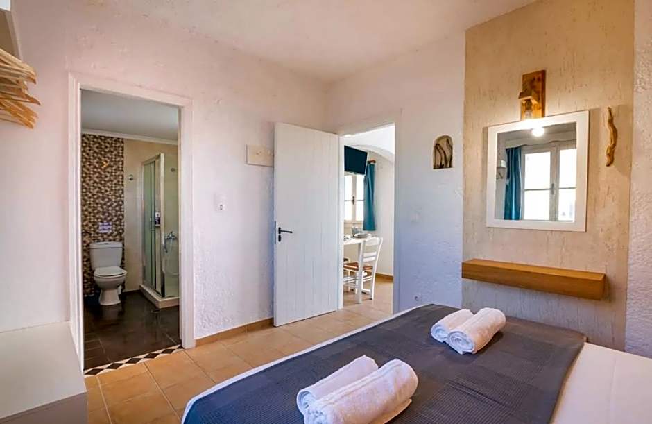 Eleni Sunset suites