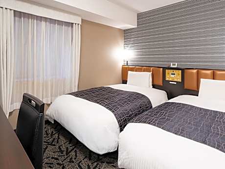Twin Room - Non-Smoking