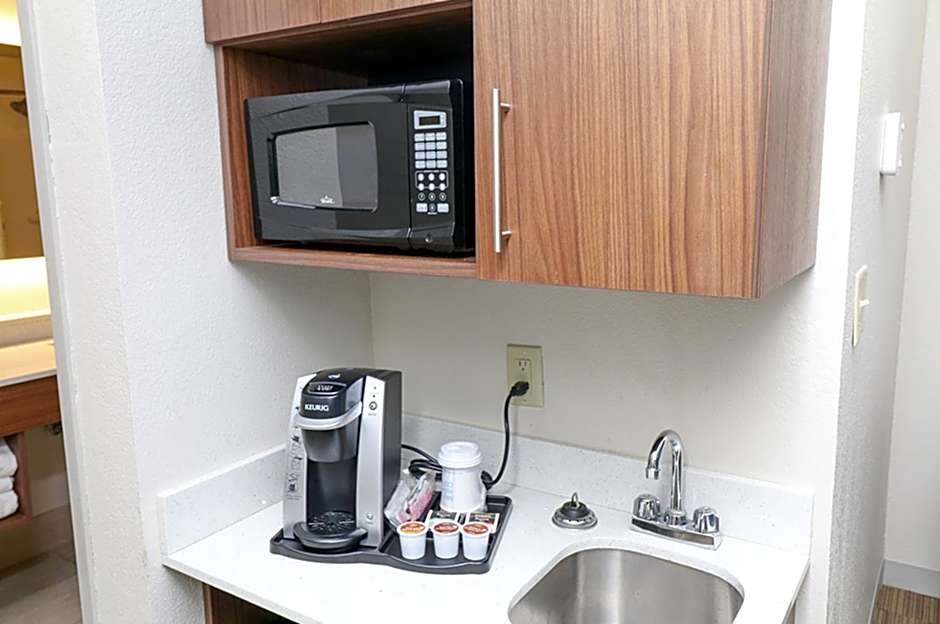 Holiday Inn Express Hotel & Suites Greenville By IHG