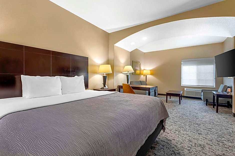 Quality Inn & Suites Groesbeck North