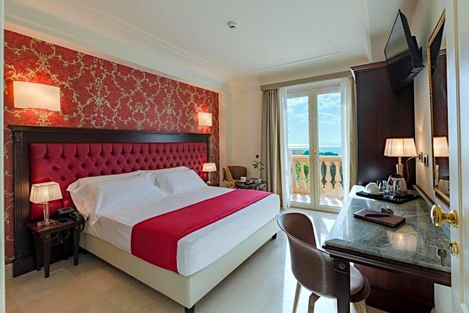 La Paloma Blanca Hotel