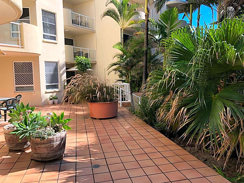 The Burlington Holiday Apartments