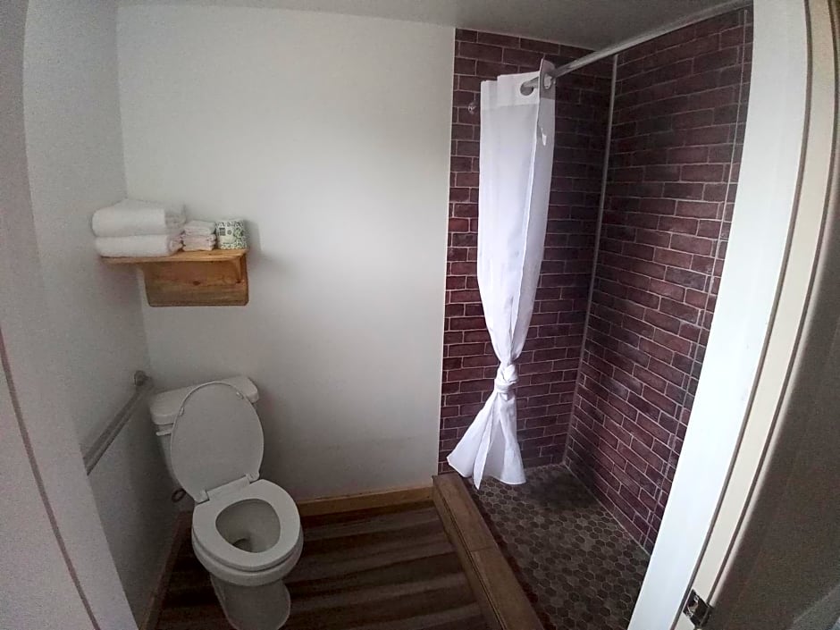 Aneth Lodge Budget 6 – Cortez, CO