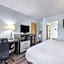 Clarion Inn Cleveland near University