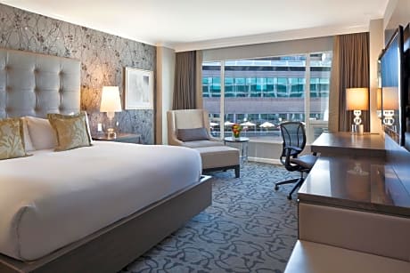 Fairmont Gold City View King