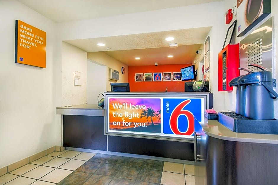 Motel 6-Chino, CA - Los Angeles Area