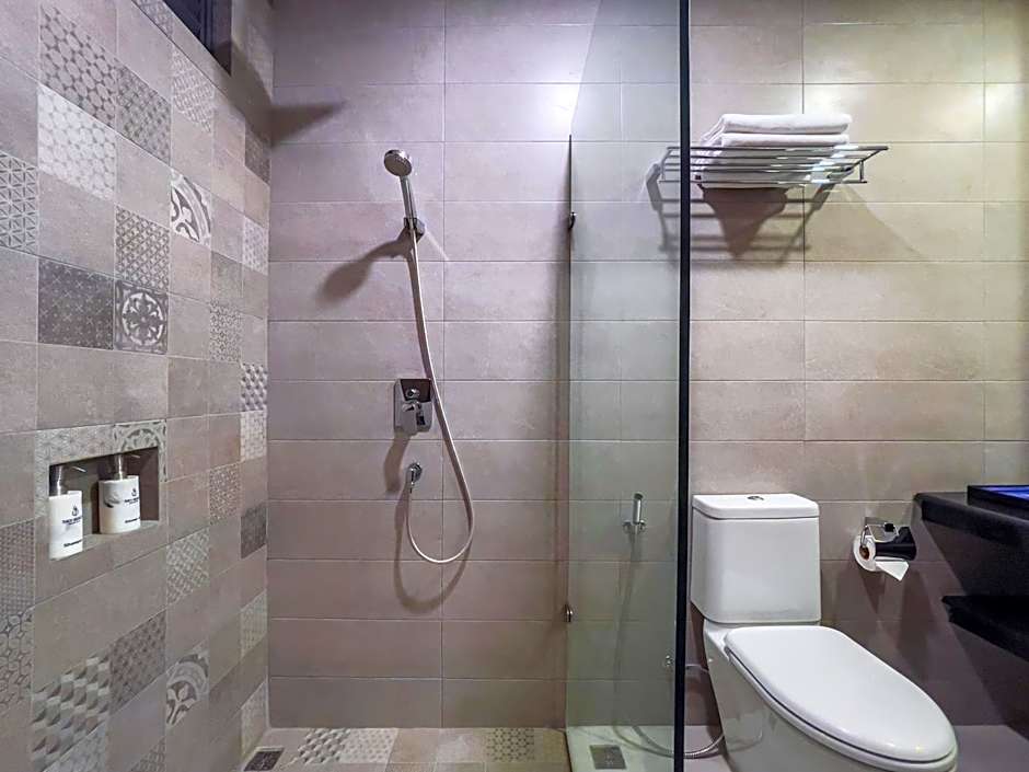 Sky Beach Maldives - Dhiffushi