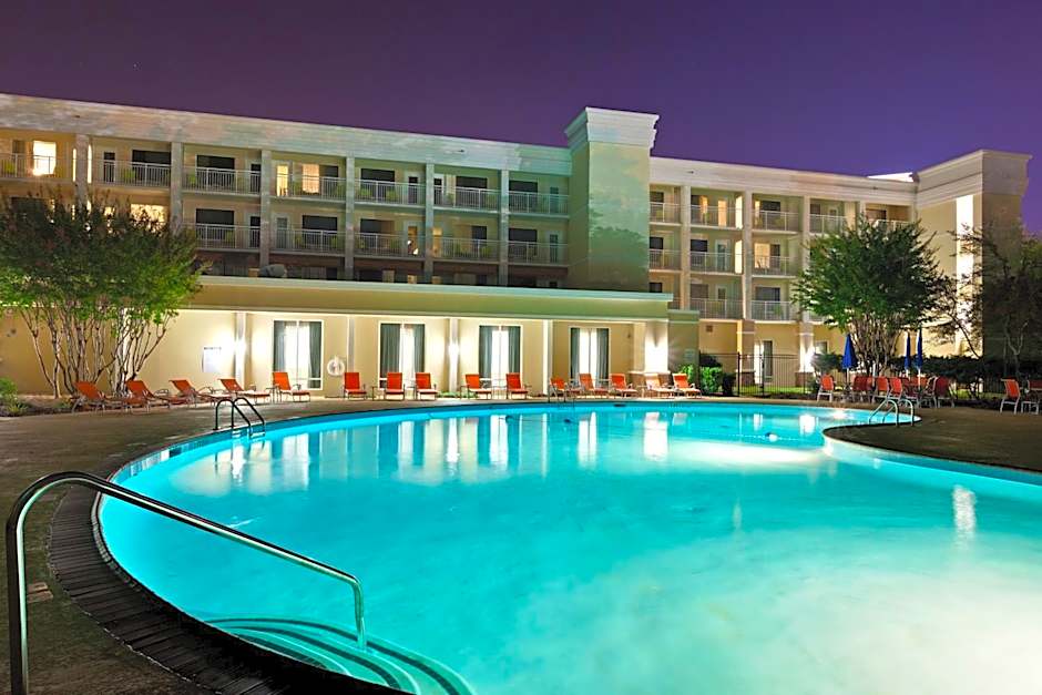 Holiday Inn & Suites Atlanta Airport North By IHG