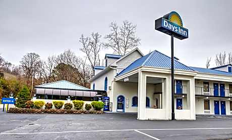 Days Inn by Wyndham Harriman