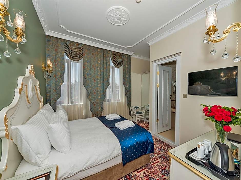 Photo 1 of 7 of Deluxe Double Room