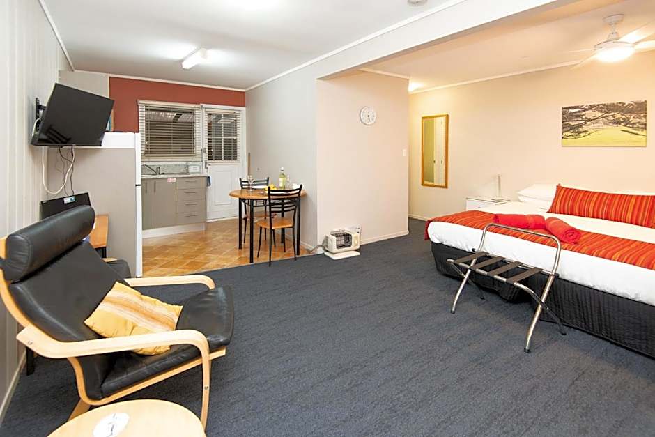 Cascade Garden Apartments