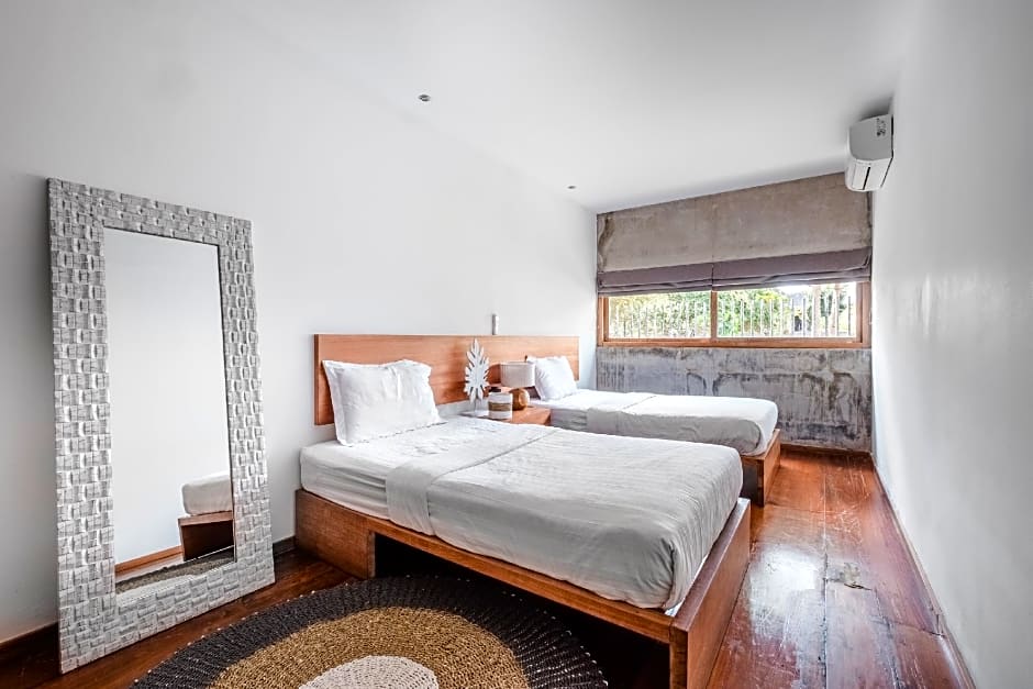 Jimbaran Balangan Beach Front Villa Nakar