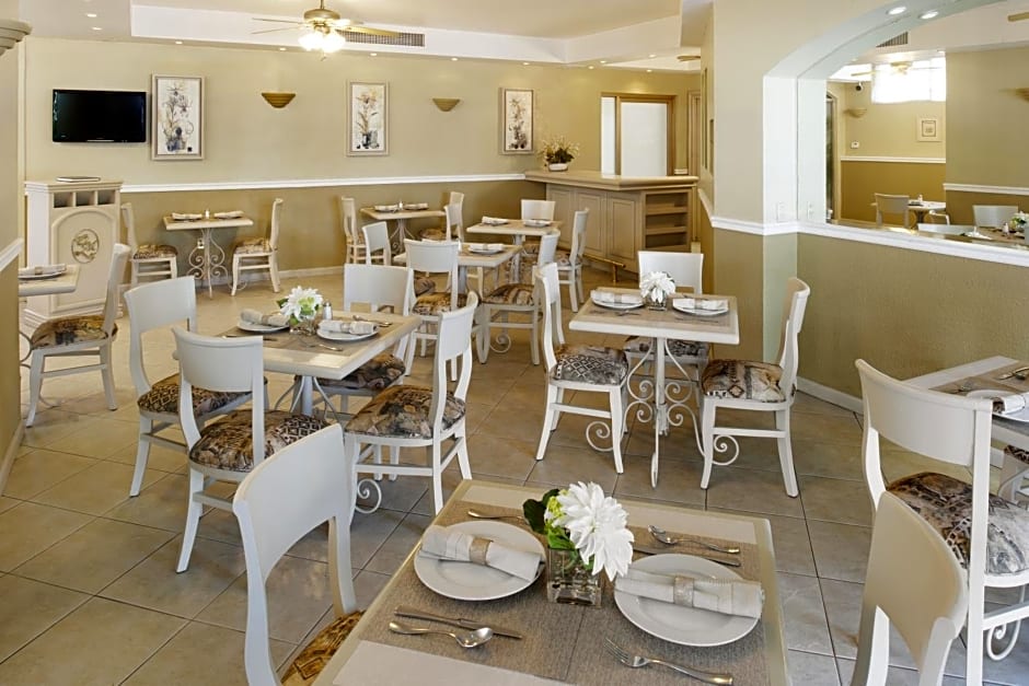 Hotel & Suites Quinta Magna