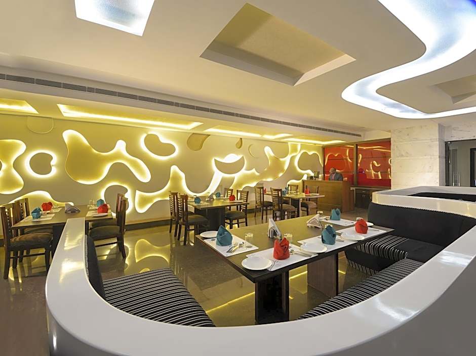 Hotel Crimson Palace