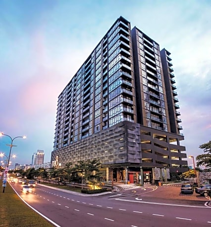 Cube 8teens Boutique Suite by Nest Home