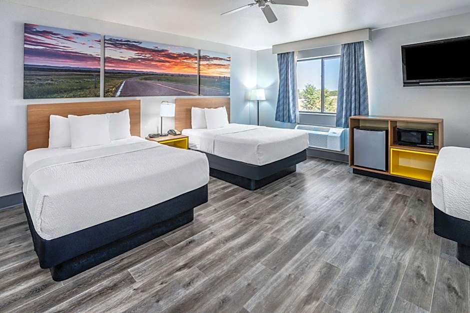 Days Inn by Wyndham Lamar