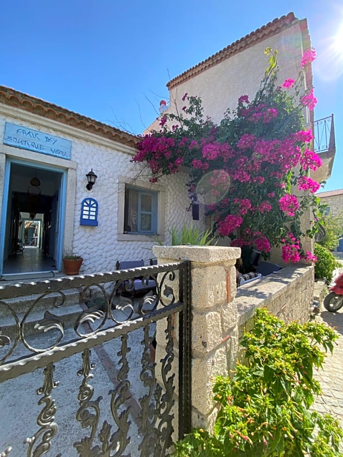 Çakir Bey Hotel