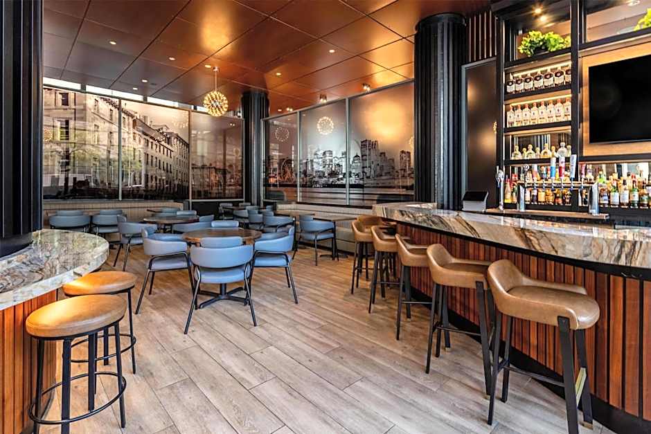 Embassy Suites by Hilton Montreal