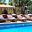 Villa Mystique