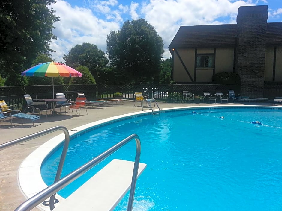 Highland Manor Inn