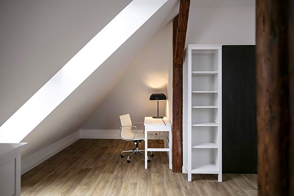 Pytloun Flat Hotel