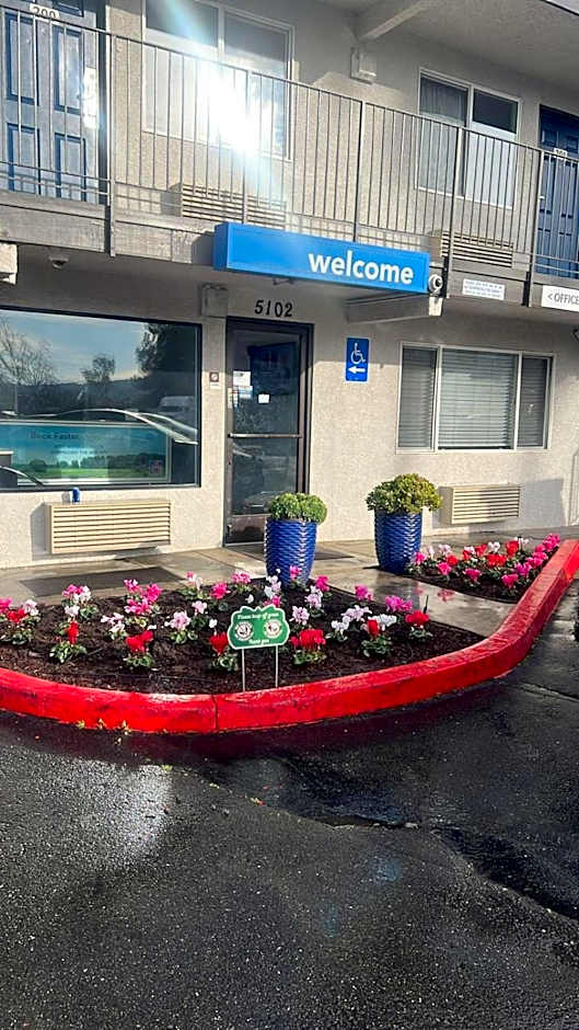 Motel 6-Pleasanton, CA