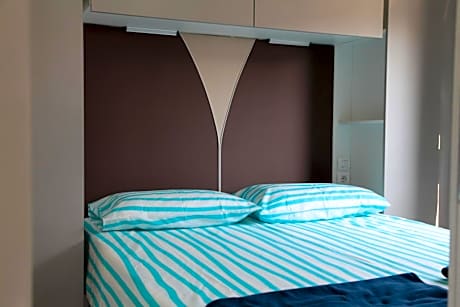 Mobile Home Premium with Lake View