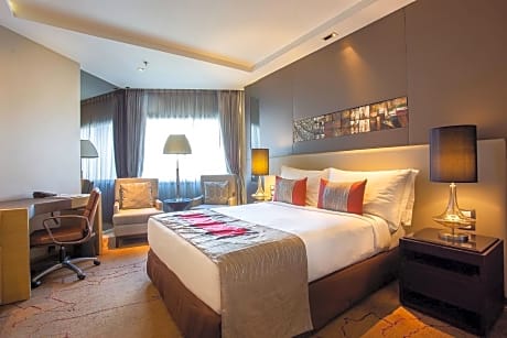 Graceland Bangkok By Grace Hotel