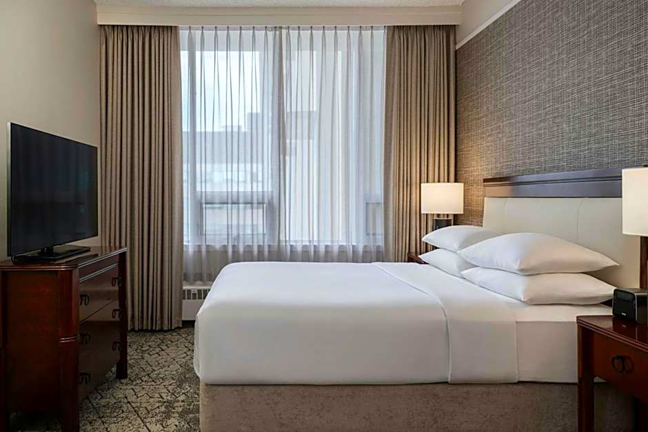 Sheraton Cavalier Hotel Saskatoon