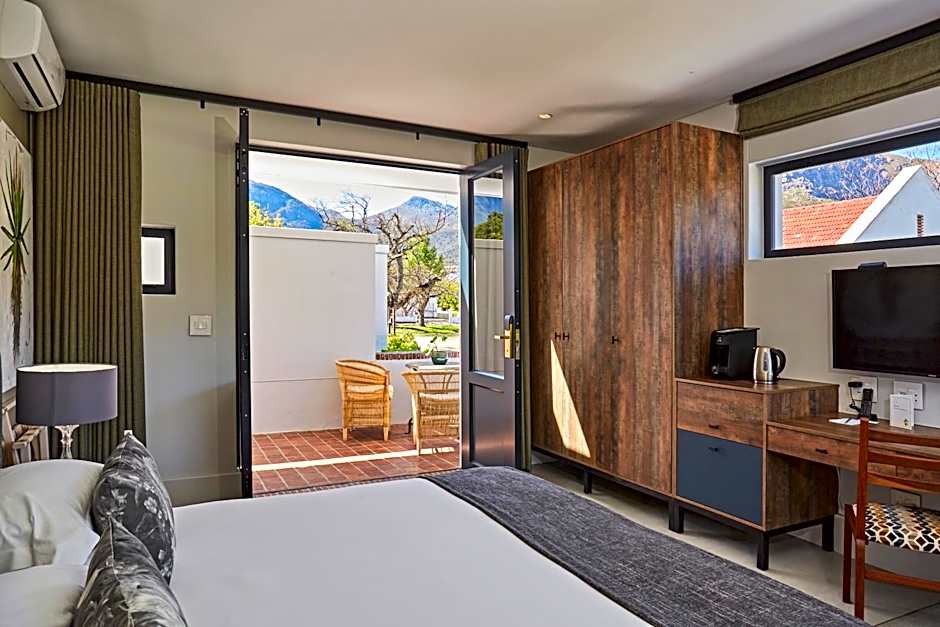 Chapter House Boutique Hotel