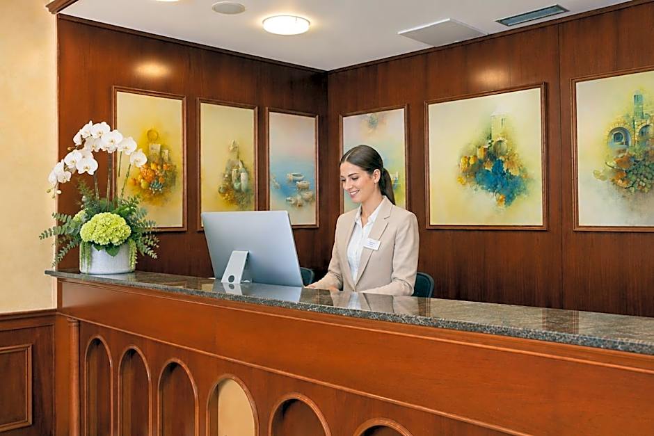 Hotel Bacchus